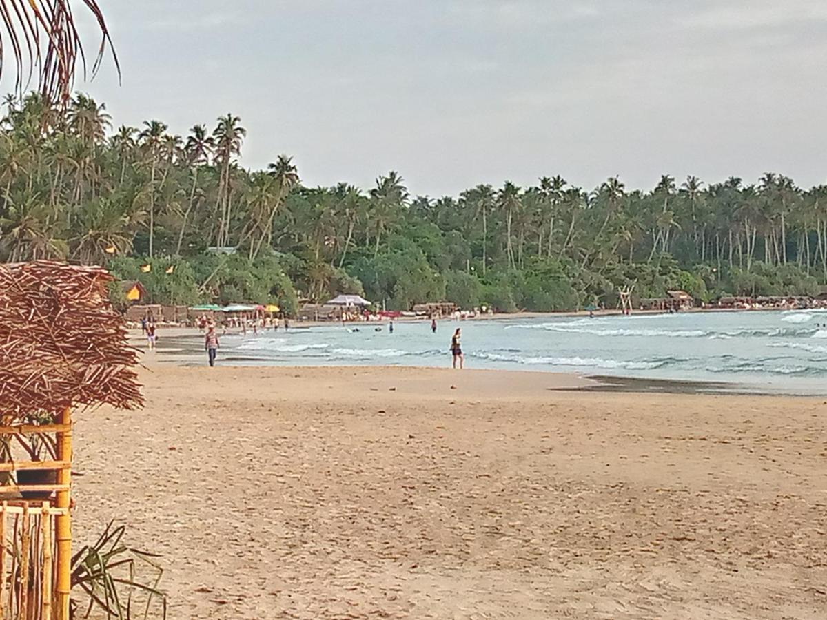 Villa Jayananda Dickwella Exterior photo