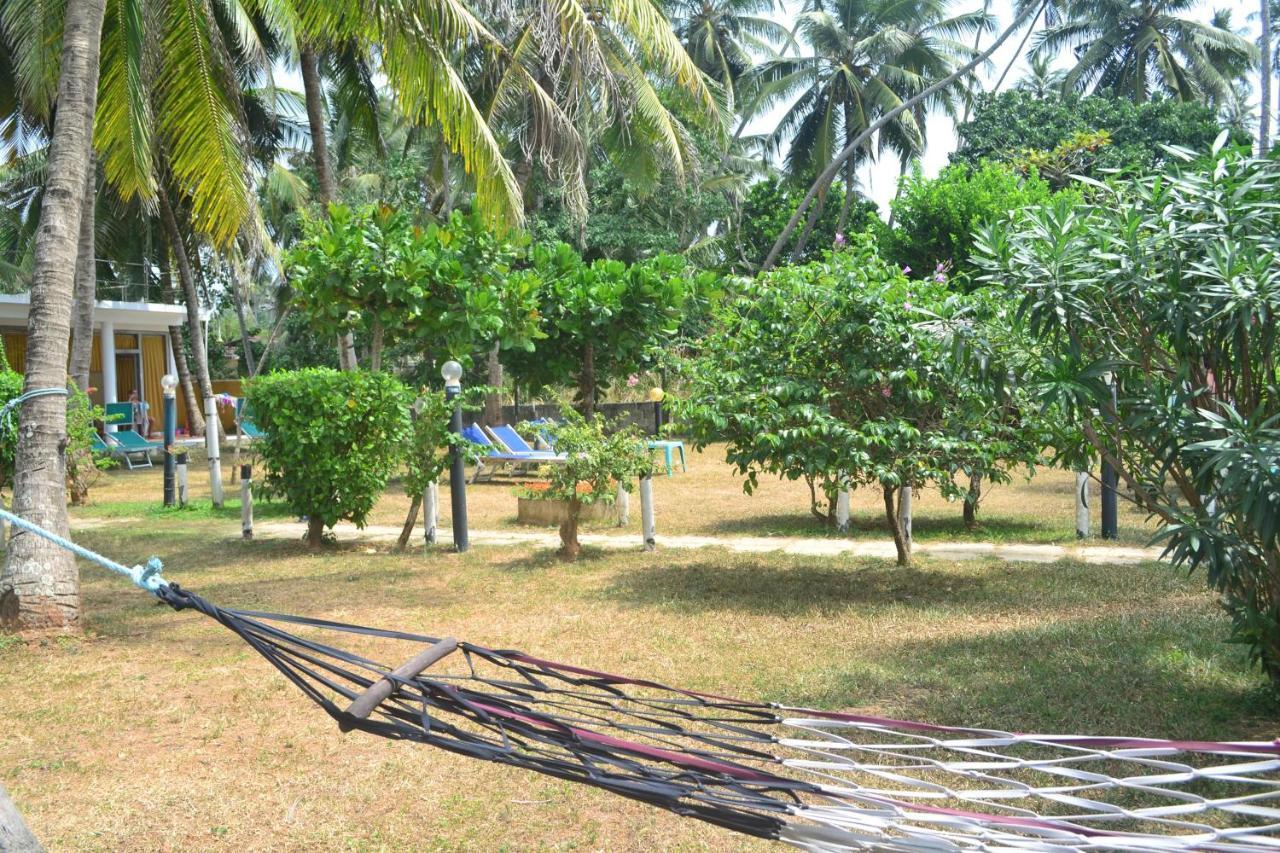 Villa Jayananda Dickwella Exterior photo
